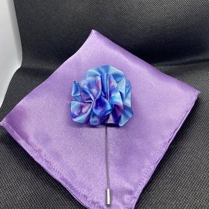 Lapel pin & pocket square set. Lavender & periwinkle